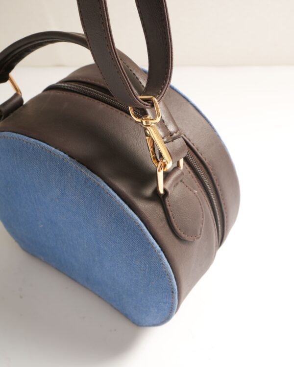 Luna Round Sling Bag